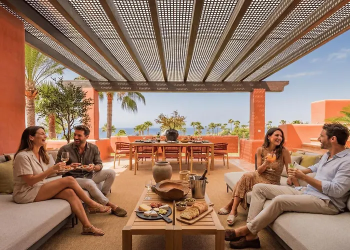 Vacation Marbella I The Signature Penthouse, Sea View, Sauna, Private Heated Jacuzzi, Cutting-edge Amenities *