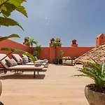 Vacation Marbella I The Signature Penthouse, Flat In Estepona, Sea View, Sauna, Communal And Indoor Pool, Gym, Private Heated Jacuzzi, Cutting-edge Amenities, High-end Renovation