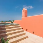 Vacation Marbella I The Signature Penthouse, Flat In Estepona, Sea View, Sauna, Communal And Indoor Pool, Gym, Private Heated Jacuzzi, Cutting-edge Amenities, High-end Renovation *