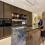 Vacation Marbella I The Signature Penthouse, Flat In Estepona, Sea View, Sauna, Communal And Indoor Pool, Gym, Private Heated Jacuzzi, Cutting-edge Amenities, High-end Renovation