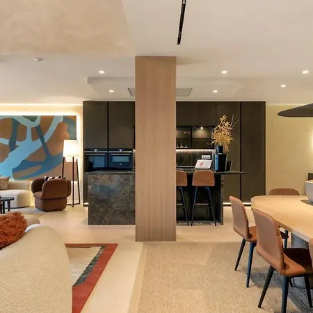 Nyaraló Vacation Marbella I The Signature Penthouse, Sea View, Sauna, Private Heated Jacuzzi, Cutting-edge Amenities