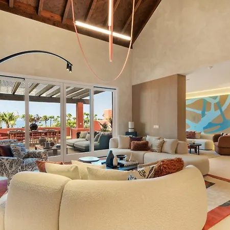 Vacation Marbella I The Signature Penthouse, Sea View, Sauna, Private Heated Jacuzzi, Cutting-edge Amenities Estepona