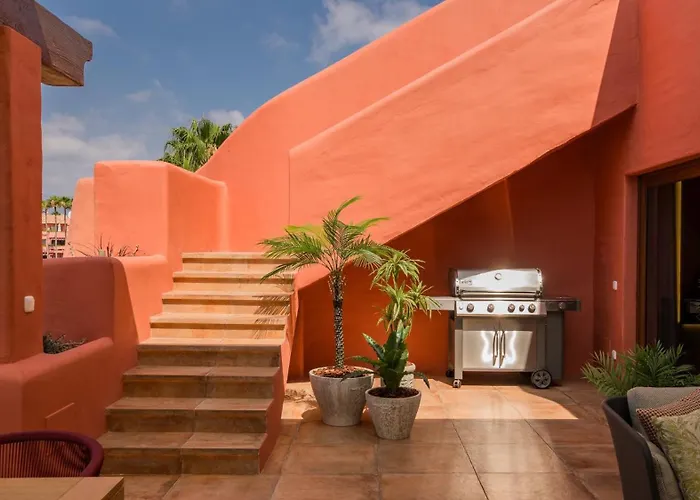 Vacation Marbella I The Signature Penthouse, Sea View, Sauna, Private Heated Jacuzzi, Cutting-edge Amenities Estepona