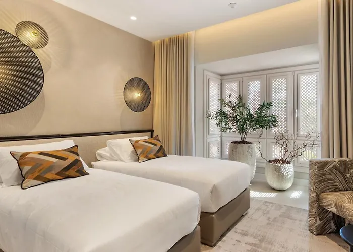 Vacation Marbella I The Signature Penthouse, Sea View, Sauna, Private Heated Jacuzzi, Cutting-edge Amenities * Estepona