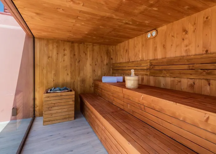 Vacation Marbella I The Signature Penthouse, Sea View, Sauna, Private Heated Jacuzzi, Cutting-edge Amenities * Estepona