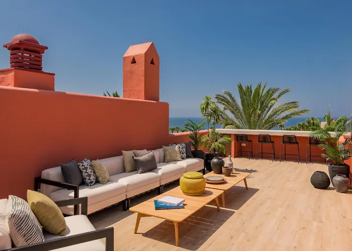 Vacation Marbella I The Signature Penthouse, Sea View, Sauna, Private Heated Jacuzzi, Cutting-edge Amenities *