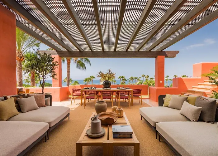 Ferienhaus Vacation Marbella I The Signature Penthouse, Sea View, Sauna, Private Heated Jacuzzi, Cutting-edge Amenities *