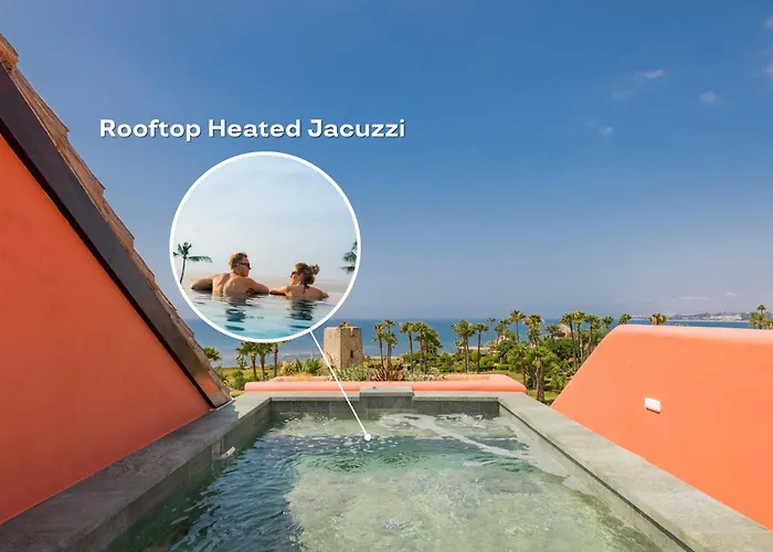 Vacation Marbella I The Signature Penthouse, Sea View, Sauna, Private Heated Jacuzzi, Cutting-edge Amenities Ferienhaus