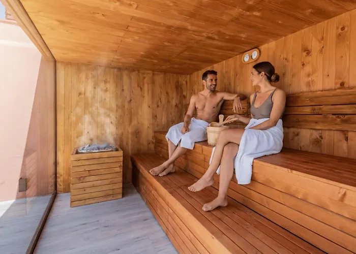 Vacation Marbella I The Signature Penthouse, Sea View, Sauna, Private Heated Jacuzzi, Cutting-edge Amenities Estepona