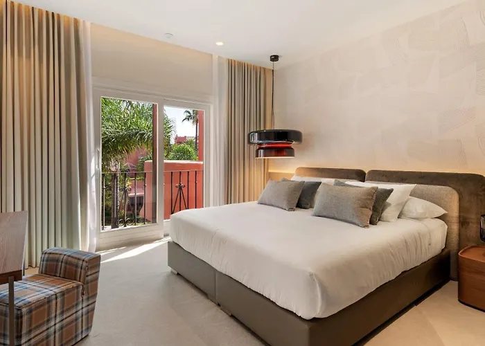 Holiday home Vacation Marbella I The Signature Penthouse, Sea View, Sauna, Private Heated Jacuzzi, Cutting-edge Amenities *